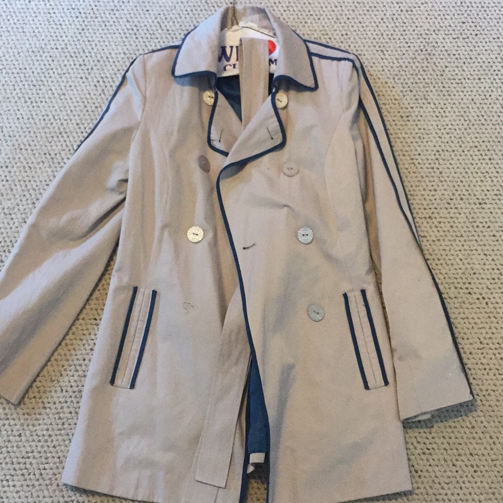 Tahari spring trench coat